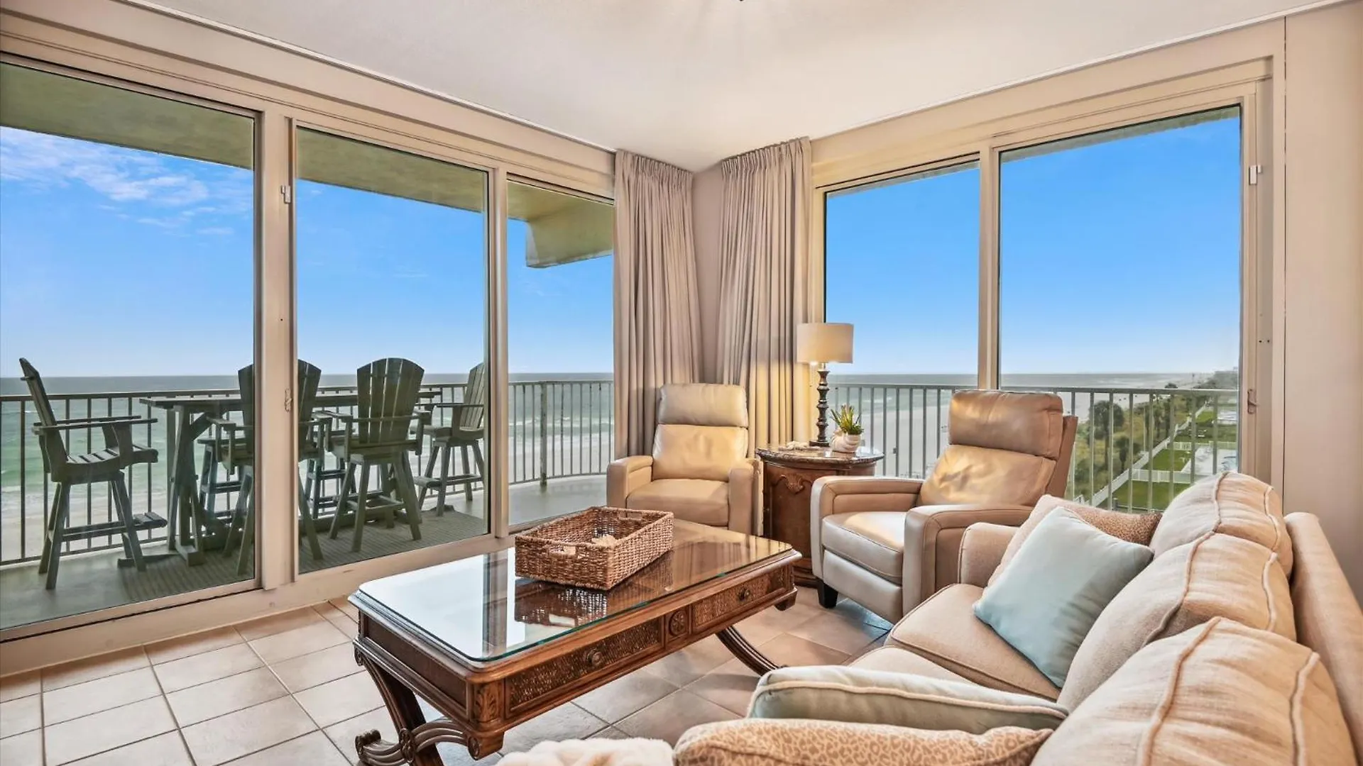 Shores of Panama 401: Beachfront 3-Bedroom Condo with Parking Panama City Beach