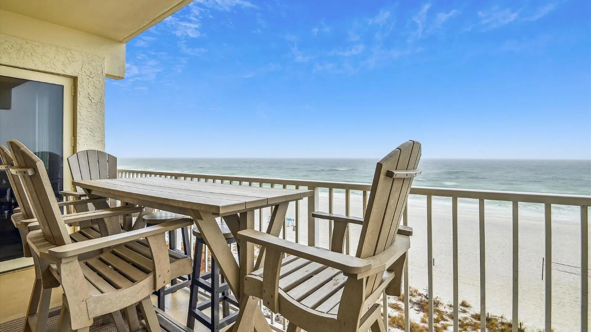 Shores of Panama 401: Beachfront 3-Bedroom Condo with Parking Panama City Beach
